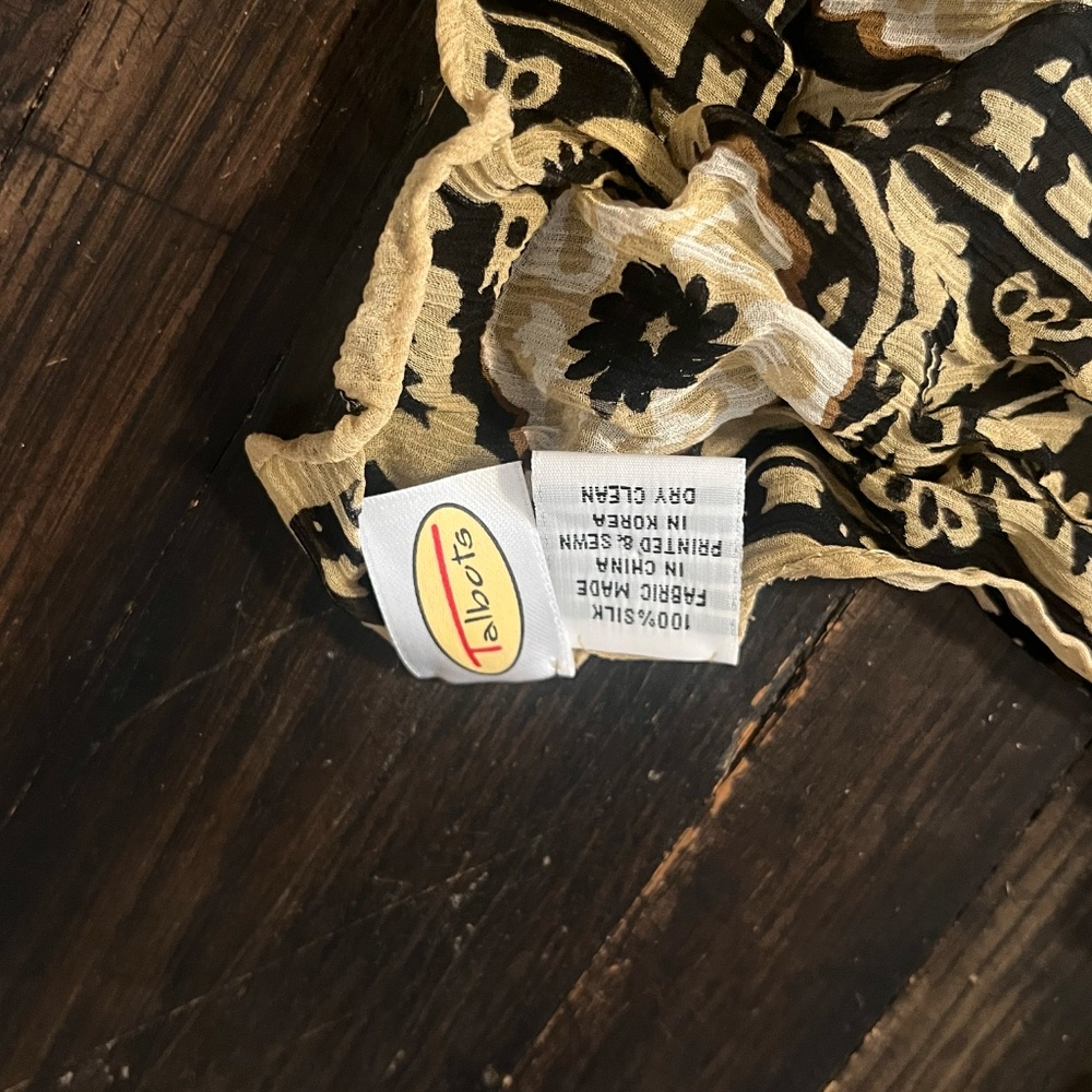Talbots Floral Scarf | 100% Silk - Picture 2 of 2